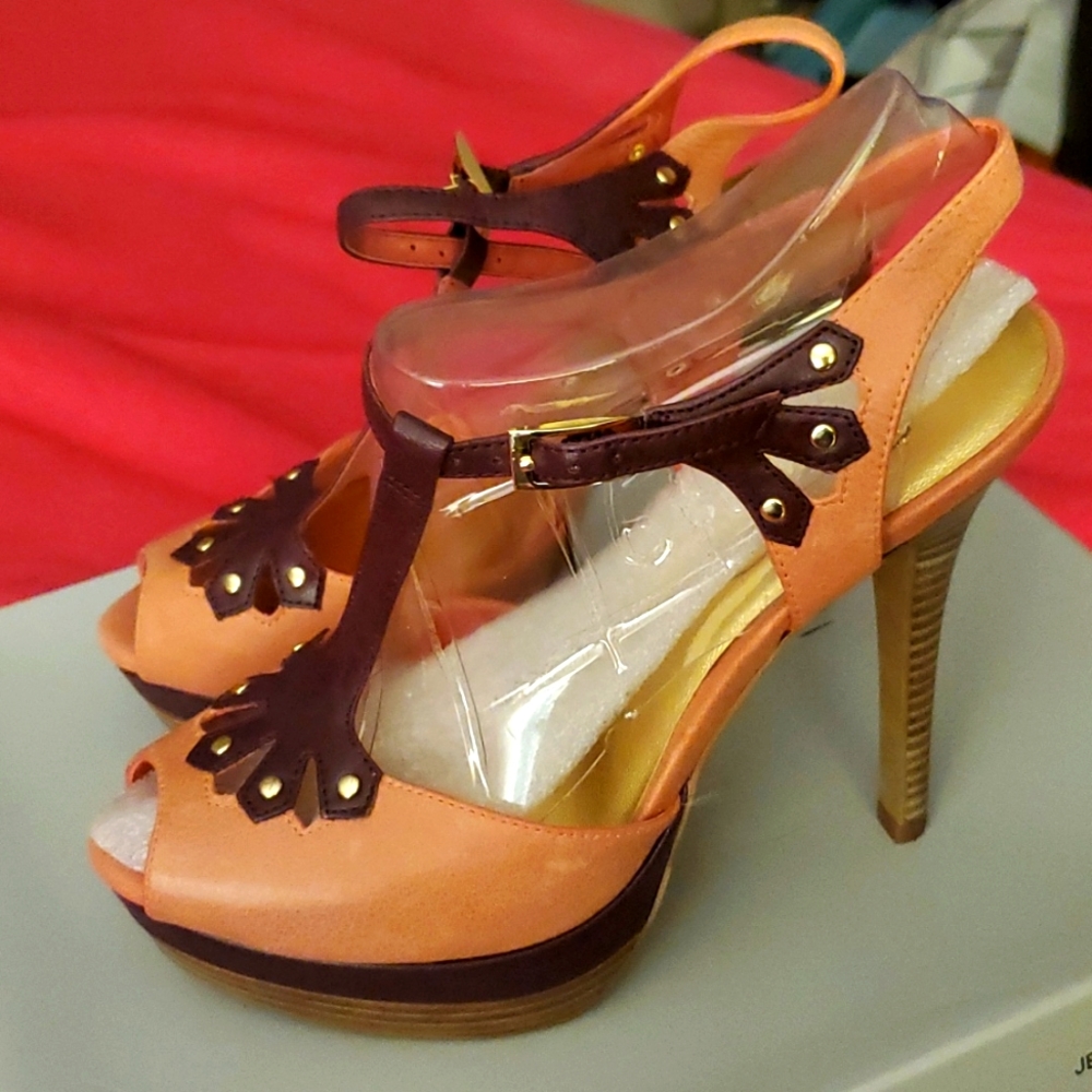 Jessica Simpson size 7 Heels